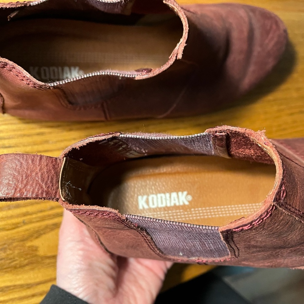 LAST CHANCE DONATING! Kodiak Alma leather slip on Chelsea boots - Picture 9 of 9
